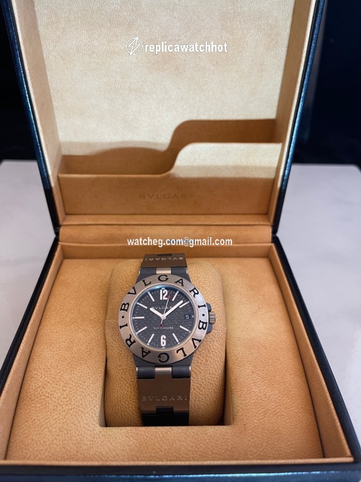 Bulgari Diagono Mens watch Unisex Automatic Titanium TI 38 TA 2