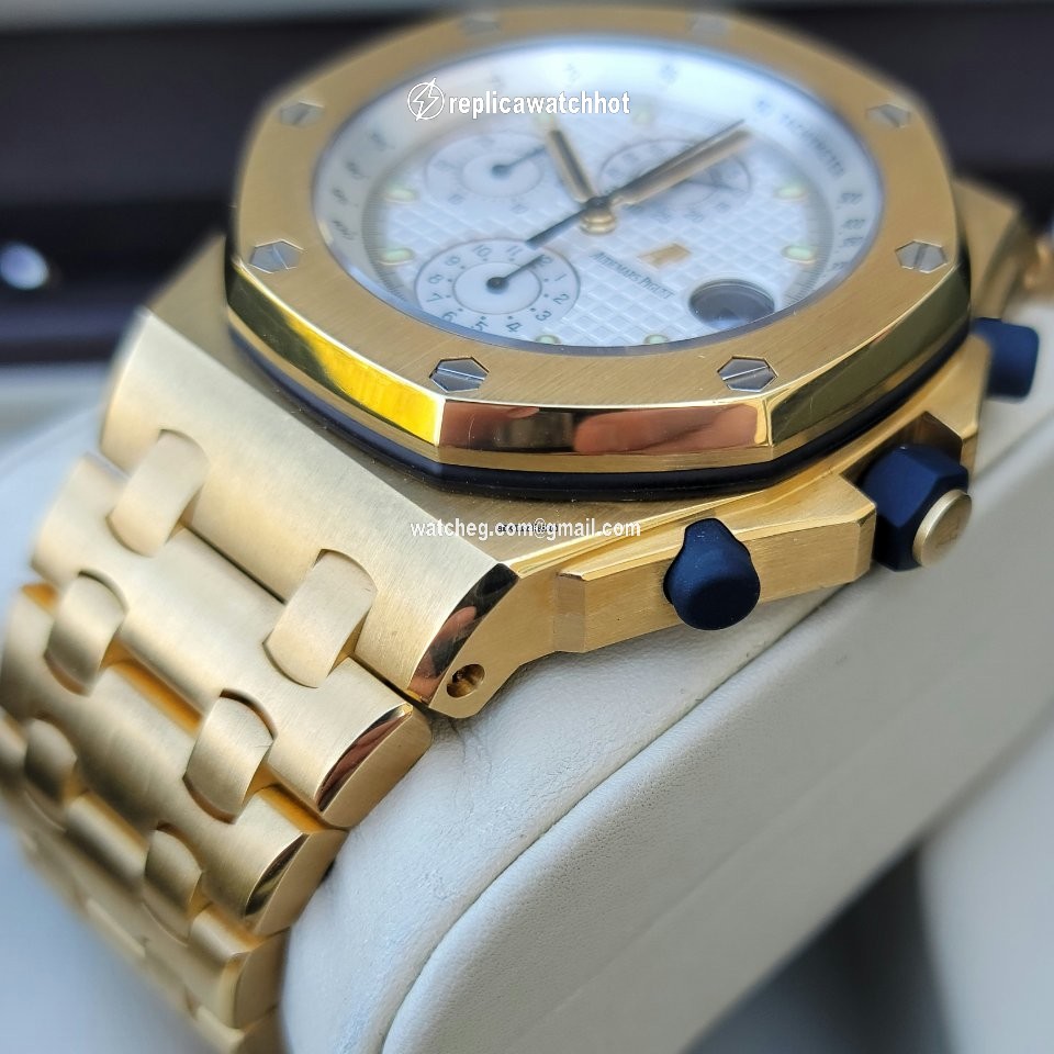 Audemars Piguet Royal Oak Offshore Chronograph Mens watch Unisex Automatic Yellow gold 25721BA.OO.1000BA.03 2