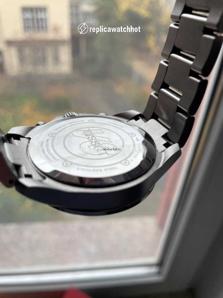 Tissot V8 Mens watch Unisex Quartz Steel T106.417.11.051.00 2