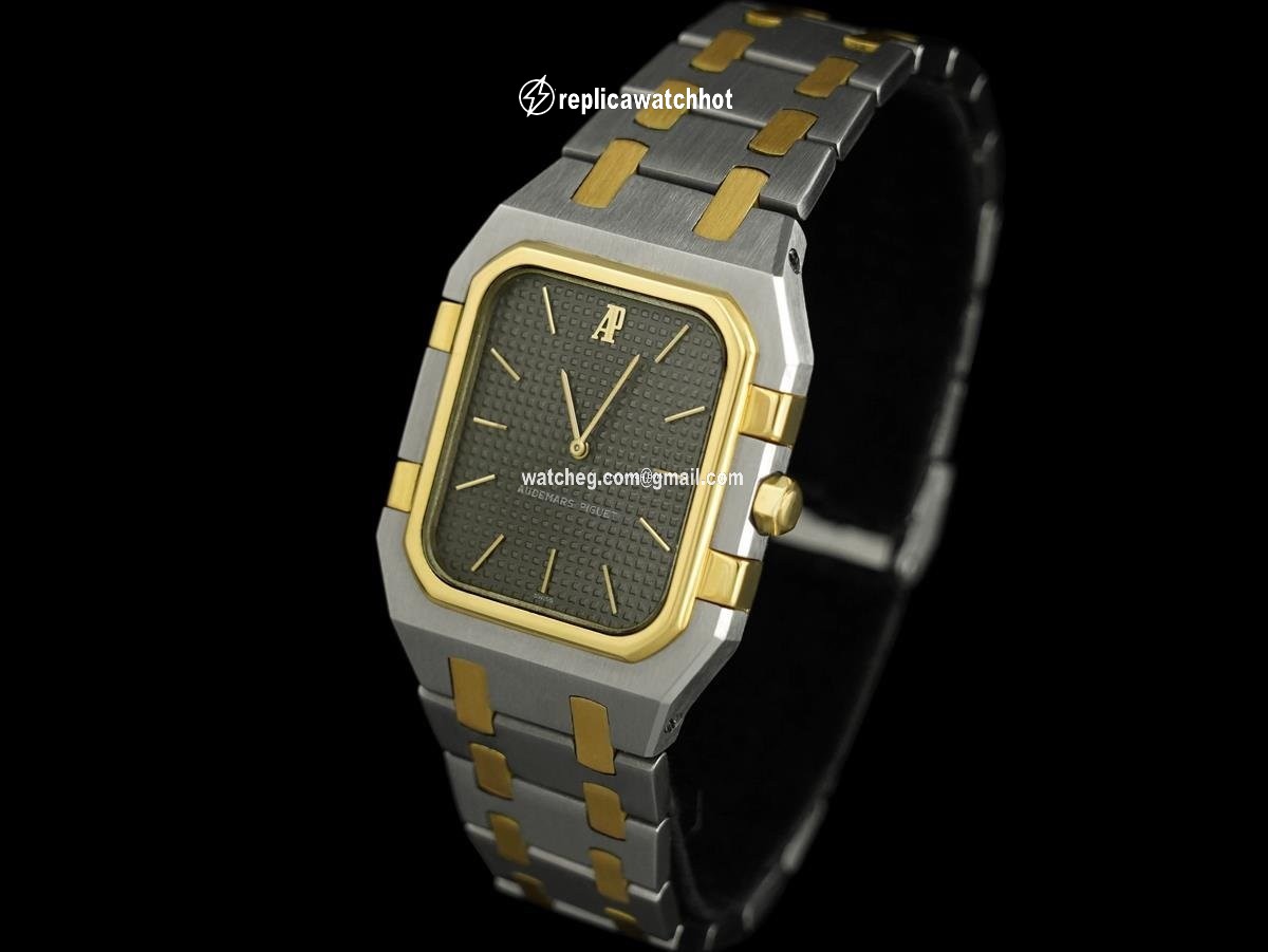Audemars Piguet Royal Oak Jumbo Mens watch Unisex Quartz Gold Steel 8260 2