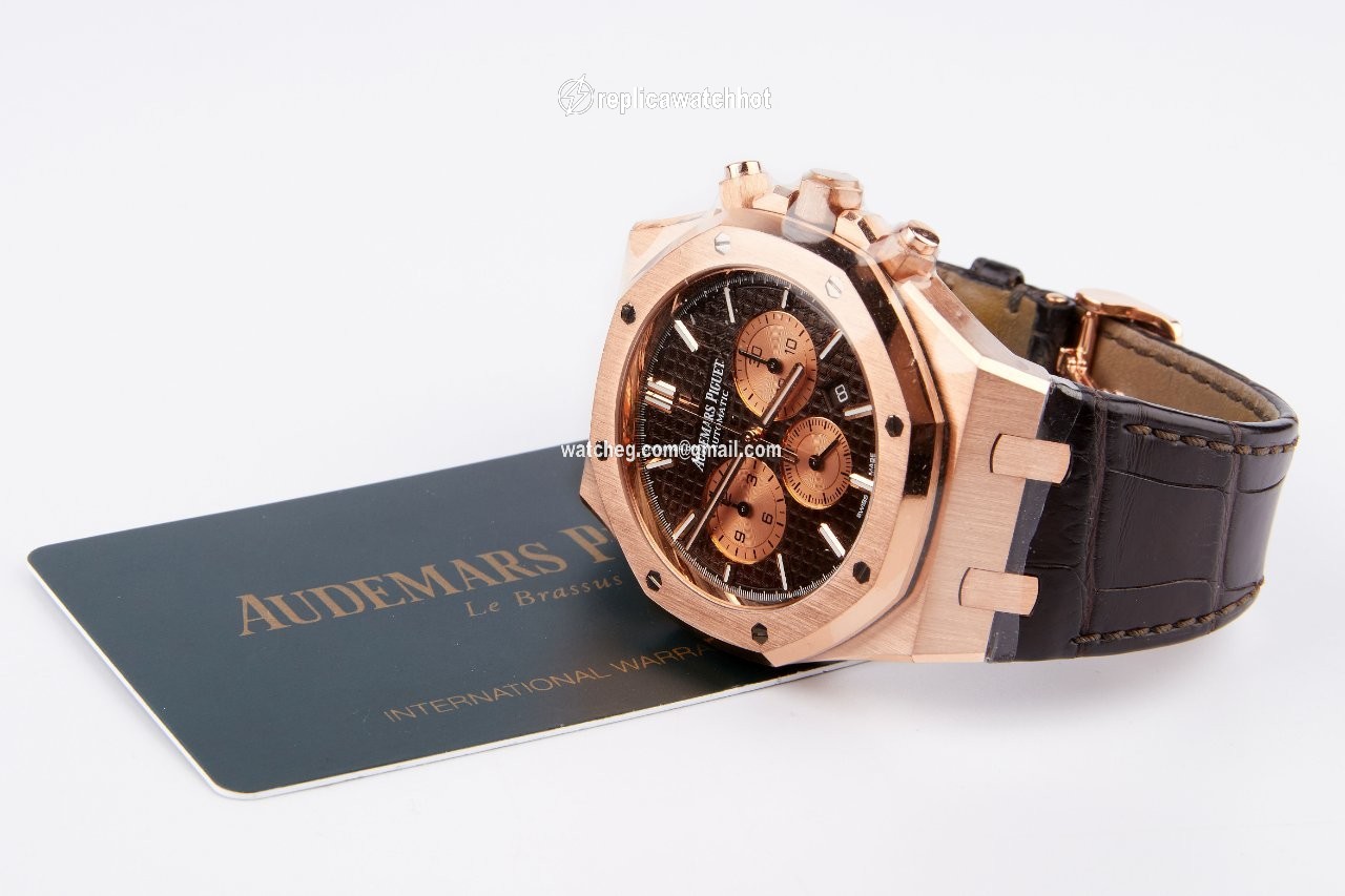 Audemars Piguet Royal Oak Chronograph Mens watch Unisex Automatic Rose gold 26331OR.OO.D821CR.01 2