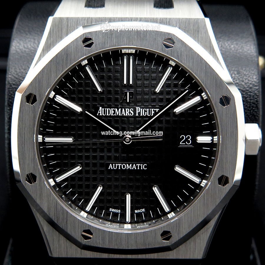 Audemars Piguet Royal Oak Selfwinding Mens watch Unisex Automatic Steel 15400ST 2