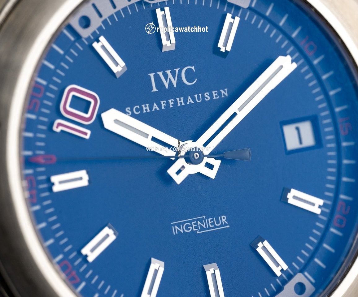 IWC Ingenieur Automatic Mens watch Unisex Automatic Steel IW323403 2