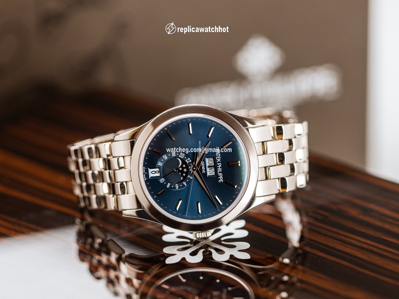 Patek Philippe Annual Calendar Mens watch Unisex Automatic White gold 5396 1G-001 2