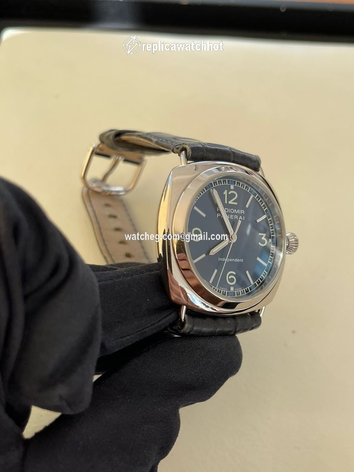 Panerai Special Editions Mens watch Unisex Manual winding White gold pam00080 2