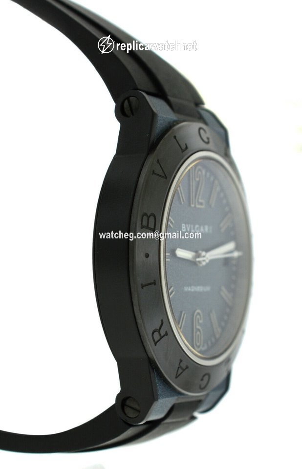 Bulgari Diagono Mens watch Unisex Automatic DG41SMC 2