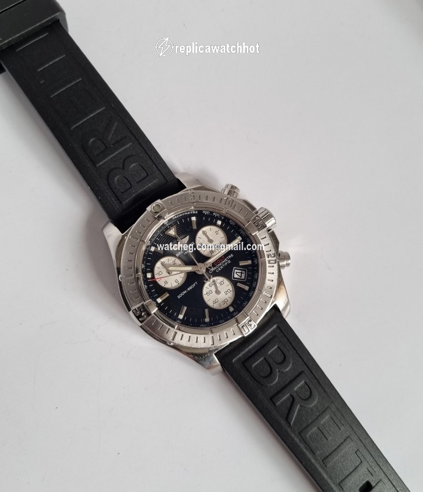Breitling Colt Chronograph Mens watch Unisex Quartz Steel A73380 2