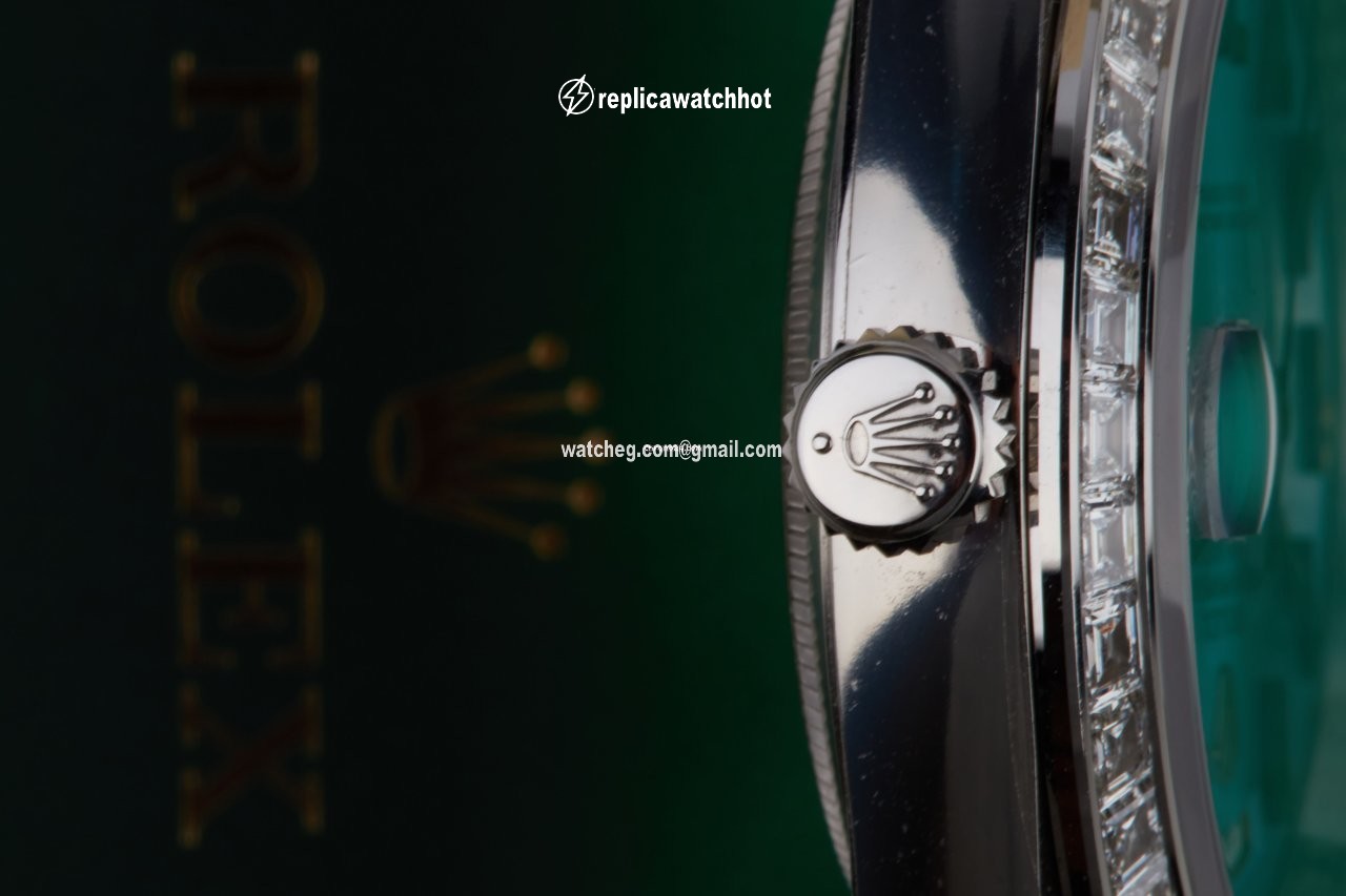Rolex Day-Date 40 Mens watch Unisex Platinum Automatic 228396TBR 2