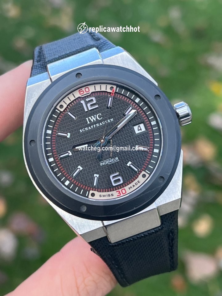 IWC Ingenieur Automatic Mens watch Unisex Automatic Steel IW323401 2