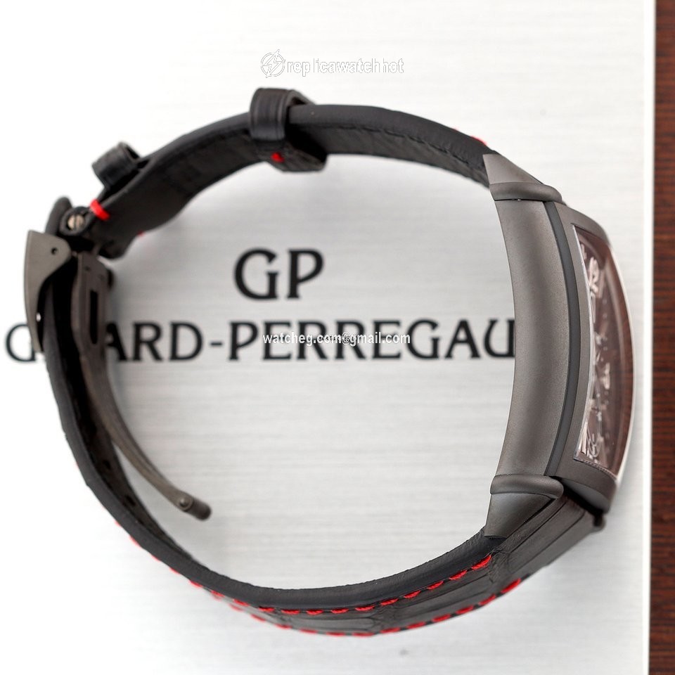 Girard Perregaux Vintage 1945 Mens watch Unisex Automatic Titanium 25882-21-223-bf6a 2