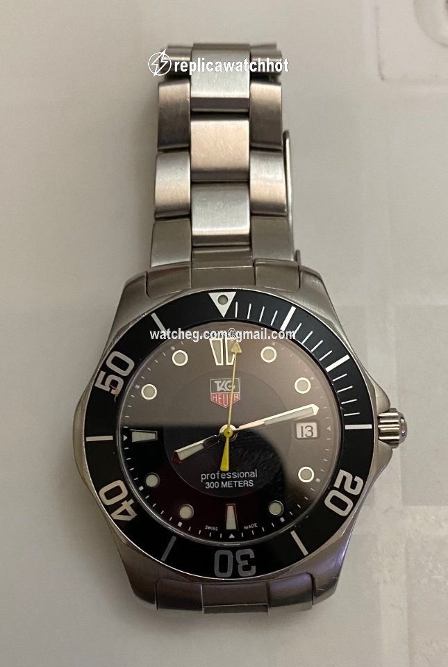 TAG Heuer Aquaracer Mens watch Unisex Quartz Steel WAB1110.BA0800 2