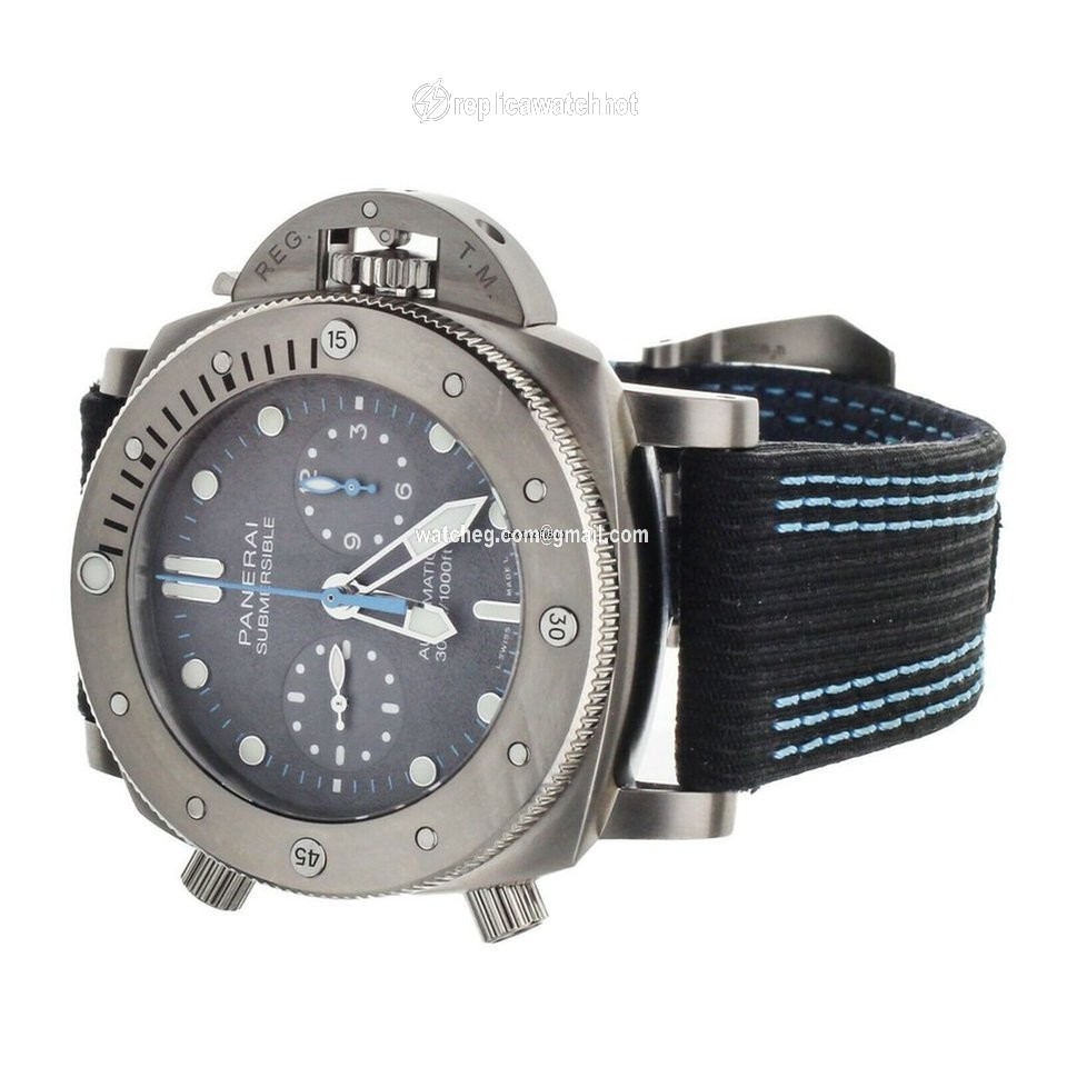 Panerai Luminor Submersible Mens watch Unisex Automatic Titanium PAM1027 2
