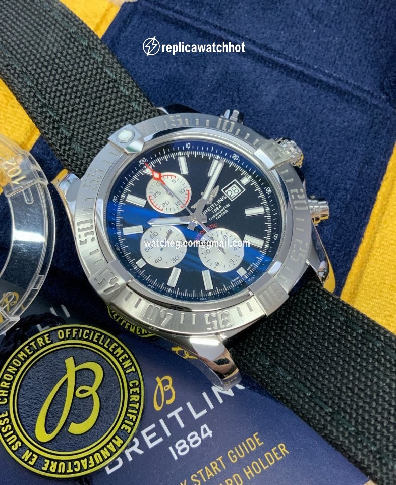 Breitling Super Avenger II Mens watch Unisex Automatic Steel A13371 2