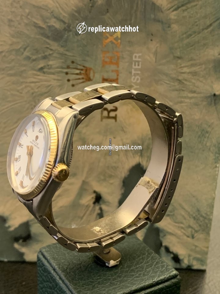 Rolex Oyster Perpetual 31 Mens watch Unisex Gold Steel Automatic 6751 2