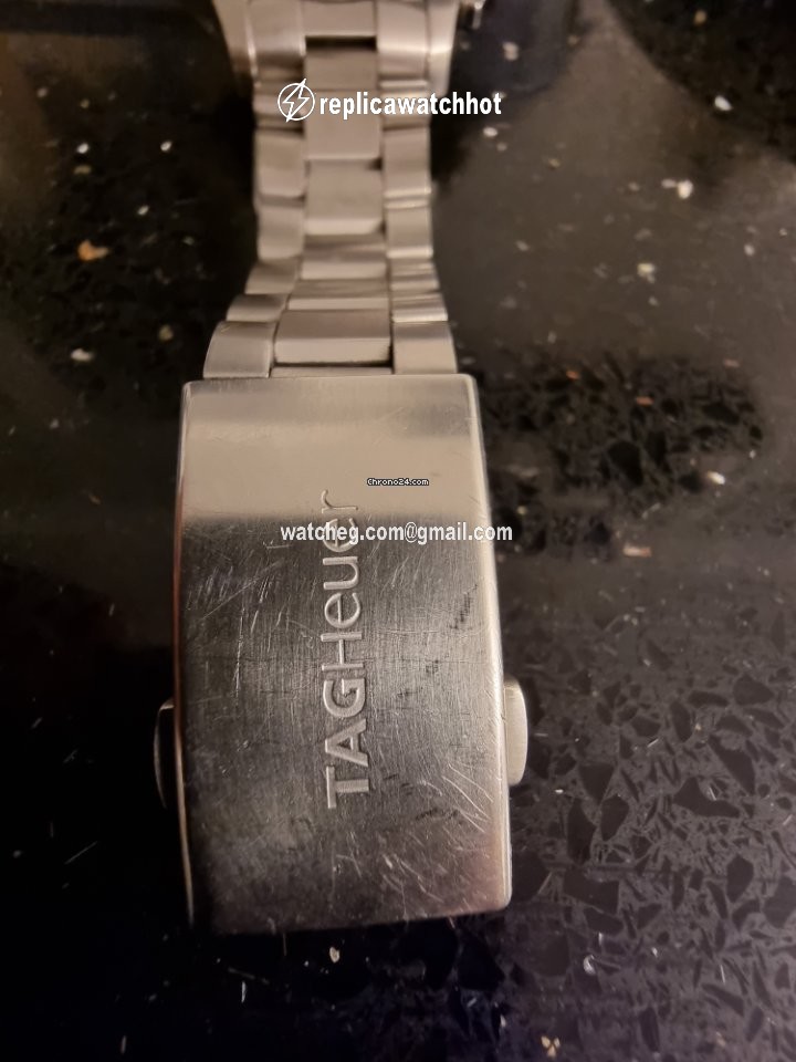 TAG Heuer Aquaracer 300M Mens watch Unisex Quartz CAF1010-0 2