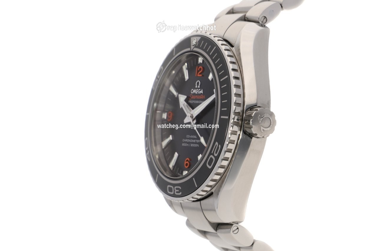 Omega Seamaster Planet Ocean Mens watch Unisex Automatic Steel 232.30.46.21.01.003 2