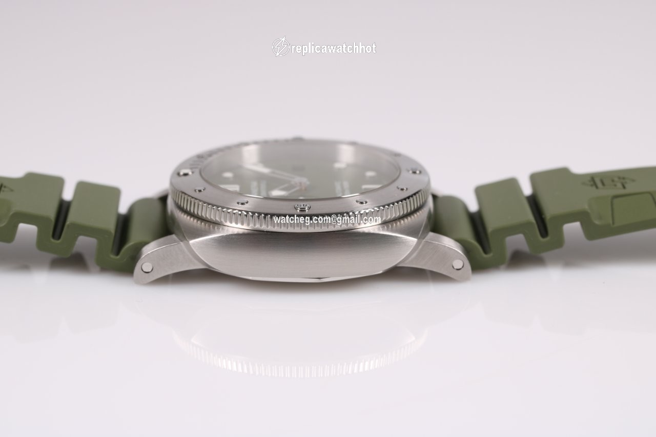 Panerai Mens watch Unisex Automatic Steel PAM01055 2