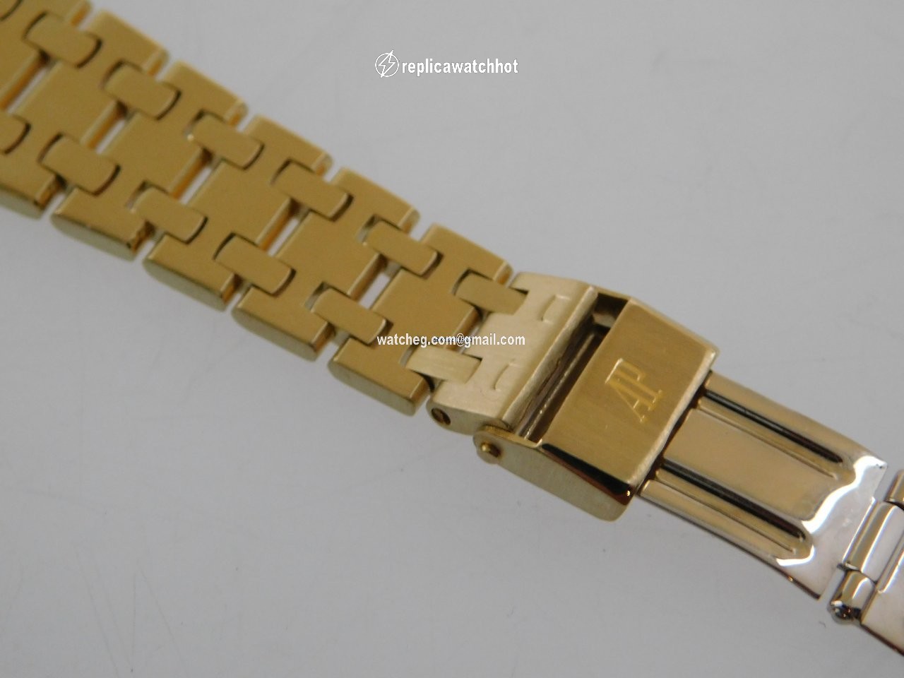 Audemars Piguet Royal Oak Womens watch Quartz Yellow gold 66270BA 2