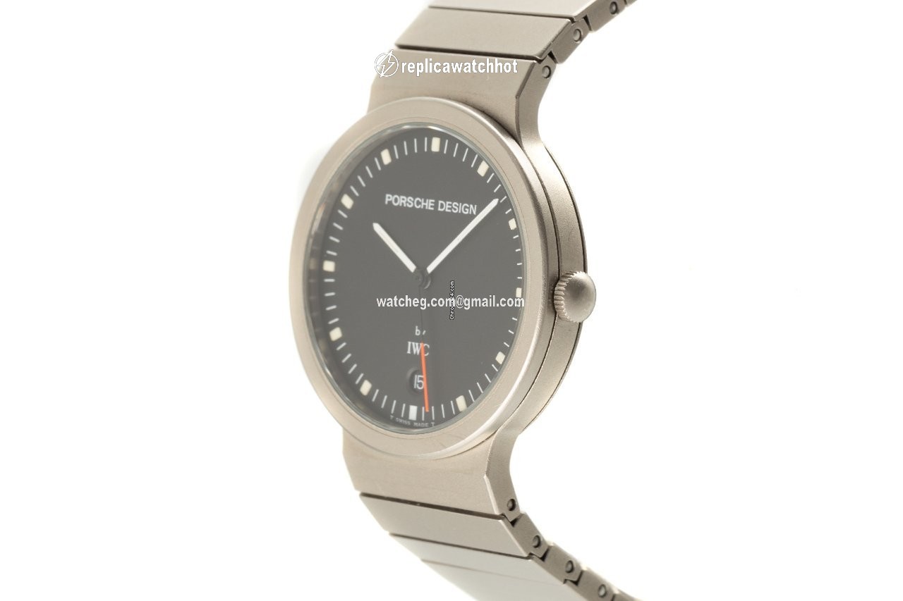 IWC Porsche Design Mens watch Unisex Quartz Titanium 3336 2