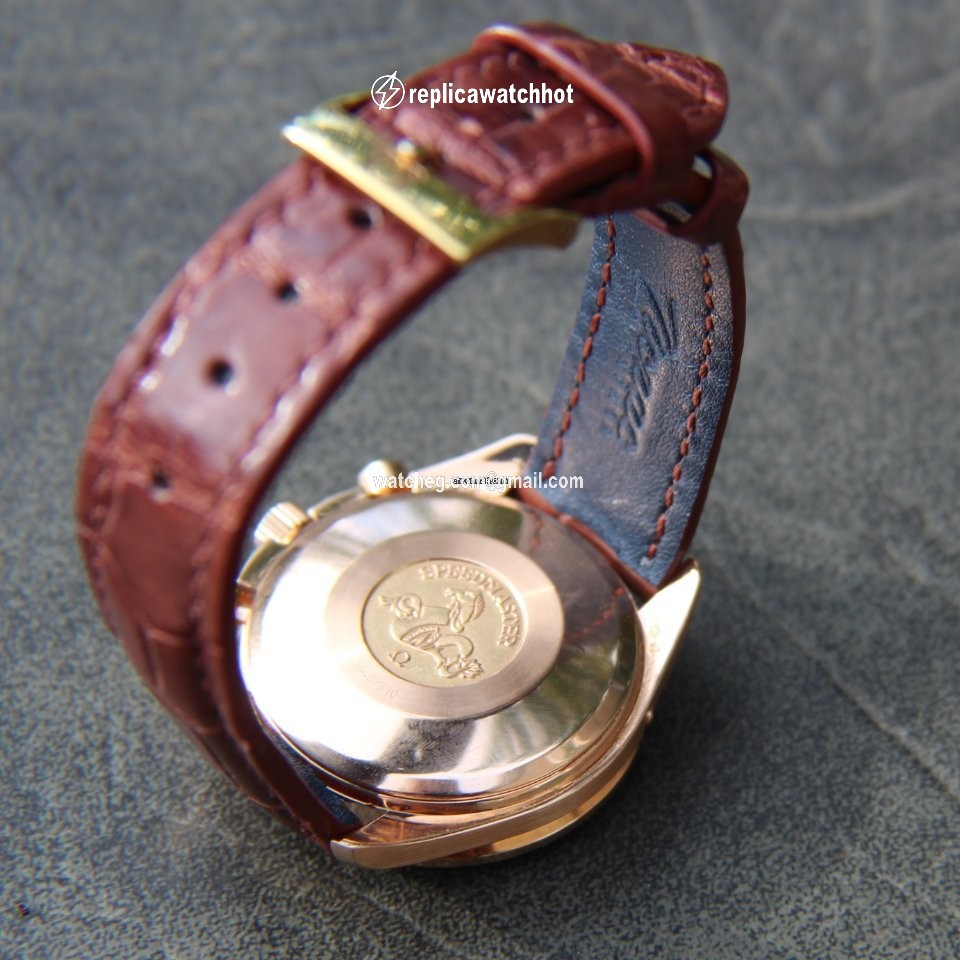 Omega Speedmaster Day Date Mens watch Unisex Automatic Rose gold 36235001 2