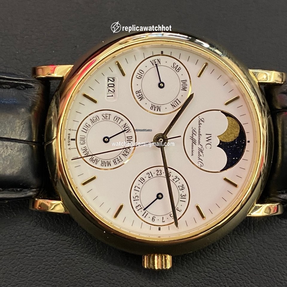 IWC Portofino Mens watch Unisex Automatic Yellow gold IW3541 2