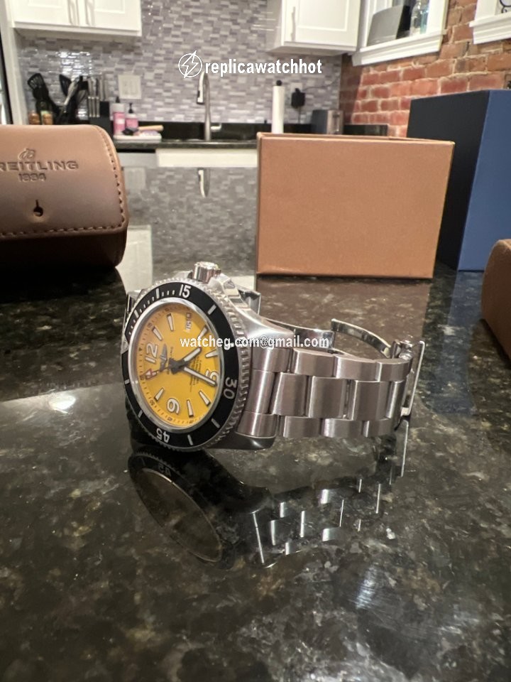 Breitling Superocean 44 Mens watch Unisex Automatic Steel A17367021I1A1 2