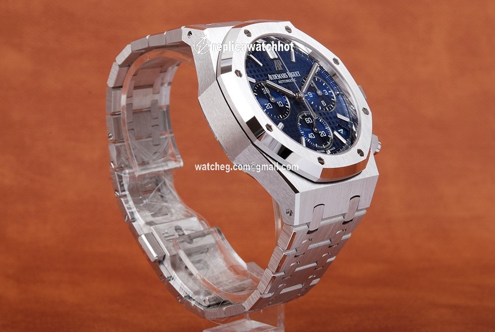 Audemars Piguet Royal Oak Selfwinding Mens watch Unisex Automatic White gold 26239BC.OO.1220BC.01 2