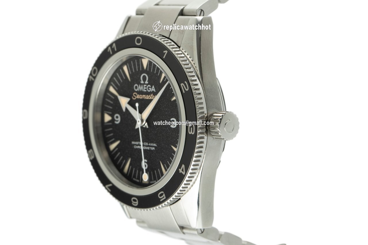 Omega Seamaster 300 Mens watch Unisex Automatic Steel 233.32.41.21.01.001 2