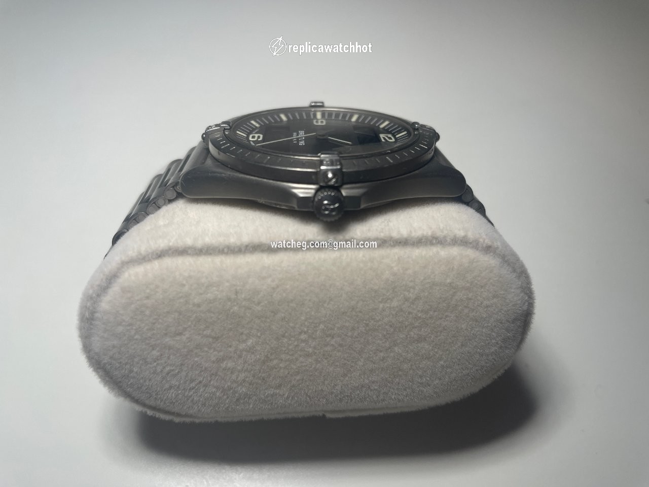 Breitling Aerospace Mens watch Unisex Quartz Titanium 80360 2