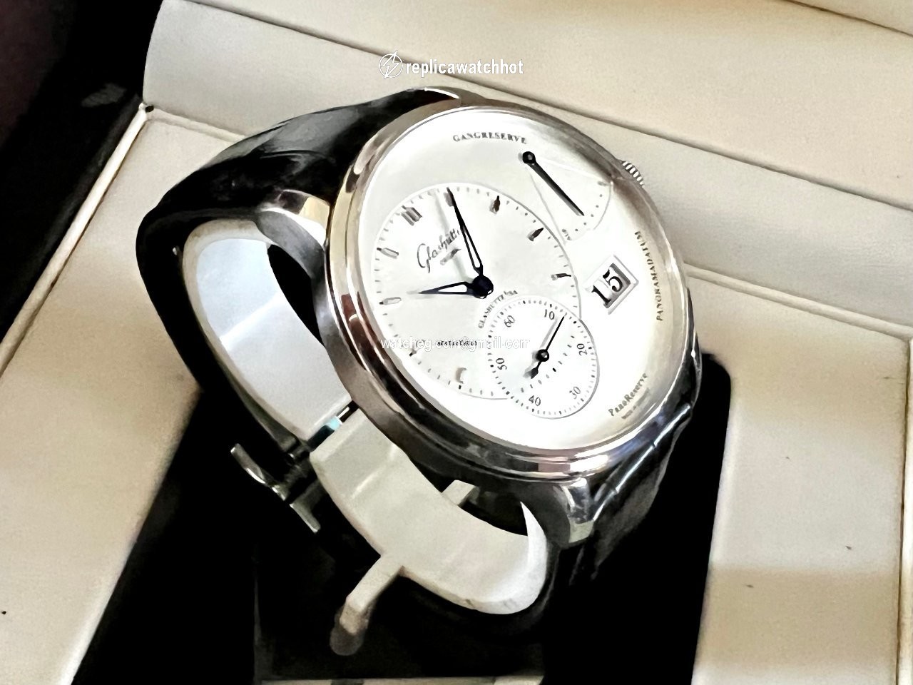 Glashtte Original PanoReserve Mens watch Unisex Manual winding Steel 1-65-01-22-12-04 2