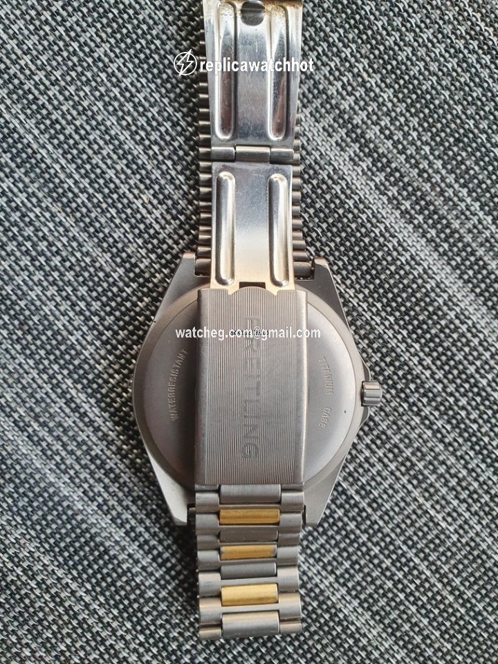 Breitling Aerospace Mens watch Unisex Quartz Titanium F56059 2