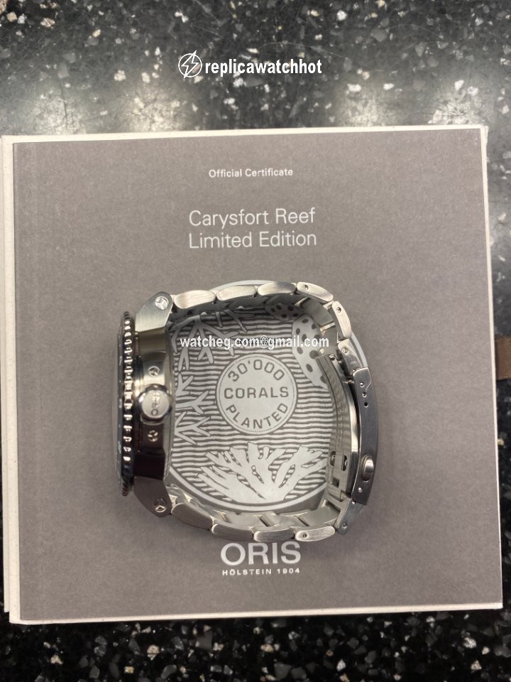 Oris Aquis Mens watch Unisex Automatic Steel 01 798 7754 4185 2