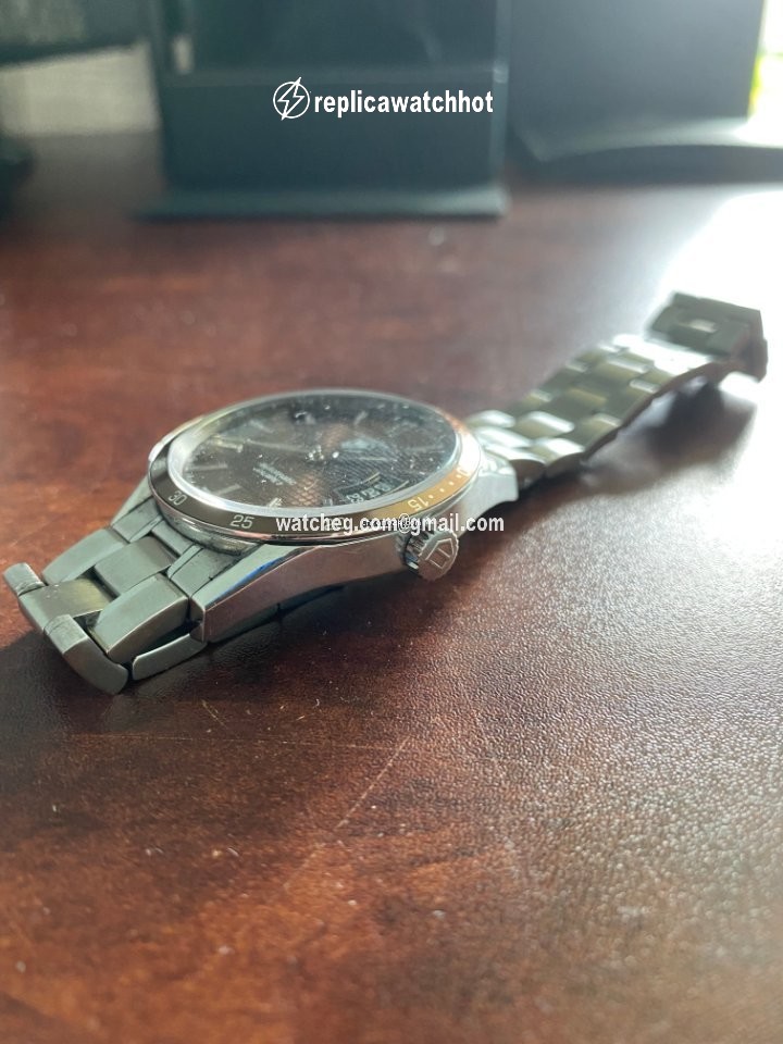 TAG Heuer Carrera Calibre 5 Mens watch Unisex Automatic Steel WV211N 2