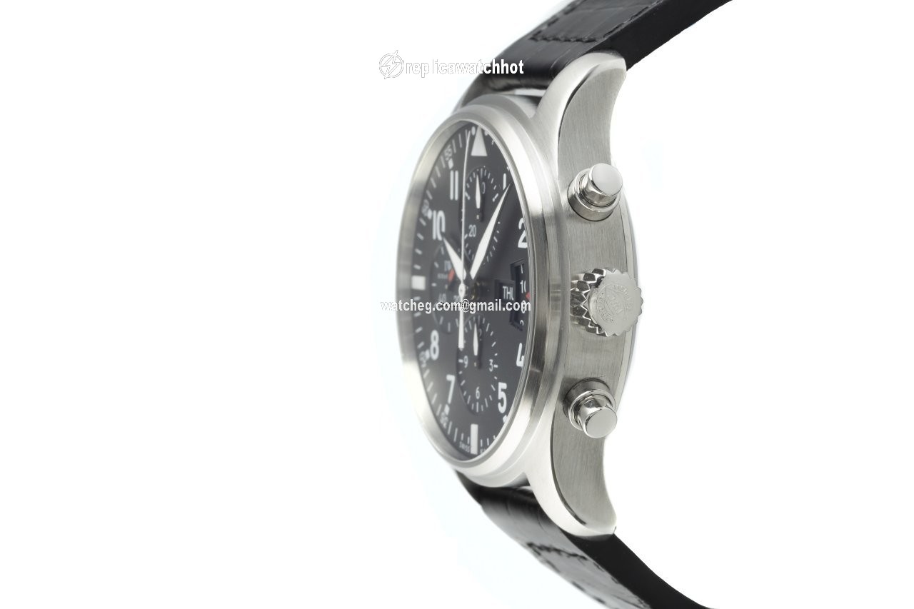 IWC Pilot Chronograph Mens watch Unisex Automatic Steel 3777 2