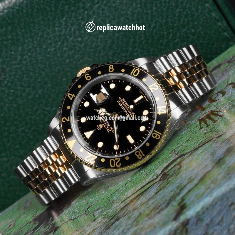 Rolex GMT-Master II Mens watch Unisex Automatic 16713 2