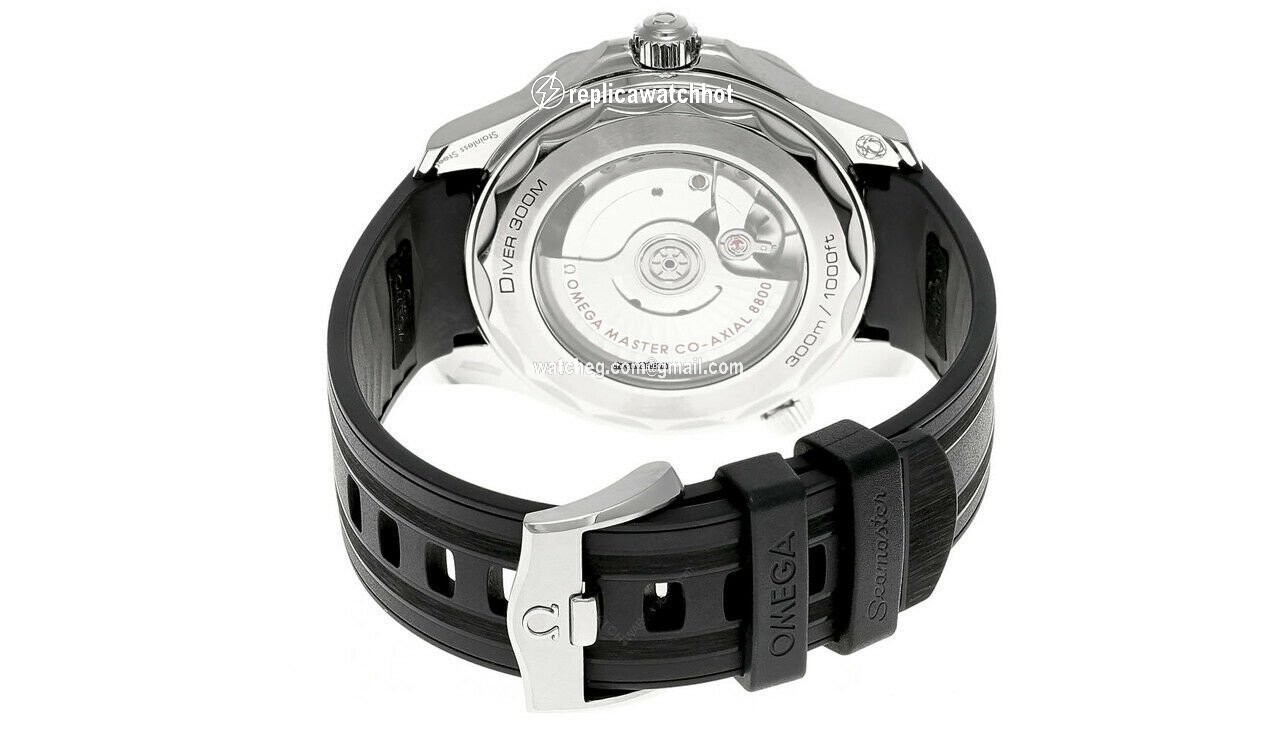 Omega Seamaster Diver 300 M Automatic Steel 210.32.42.20.01.001 21032422001001 2