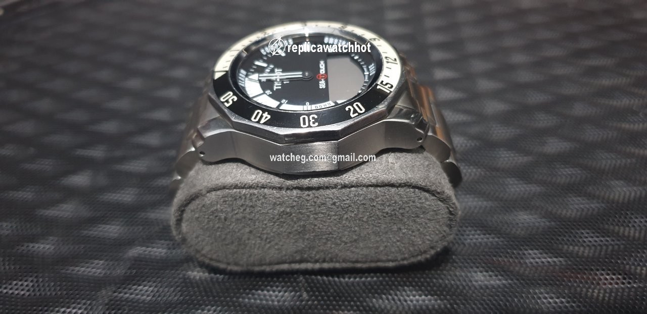 Tissot Sea-Touch Mens watch Unisex Quartz Steel T026.420.11.051.00 2