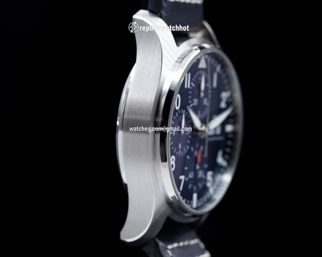 IWC Pilot Chronograph Mens watch Unisex Automatic Steel IW388101 2