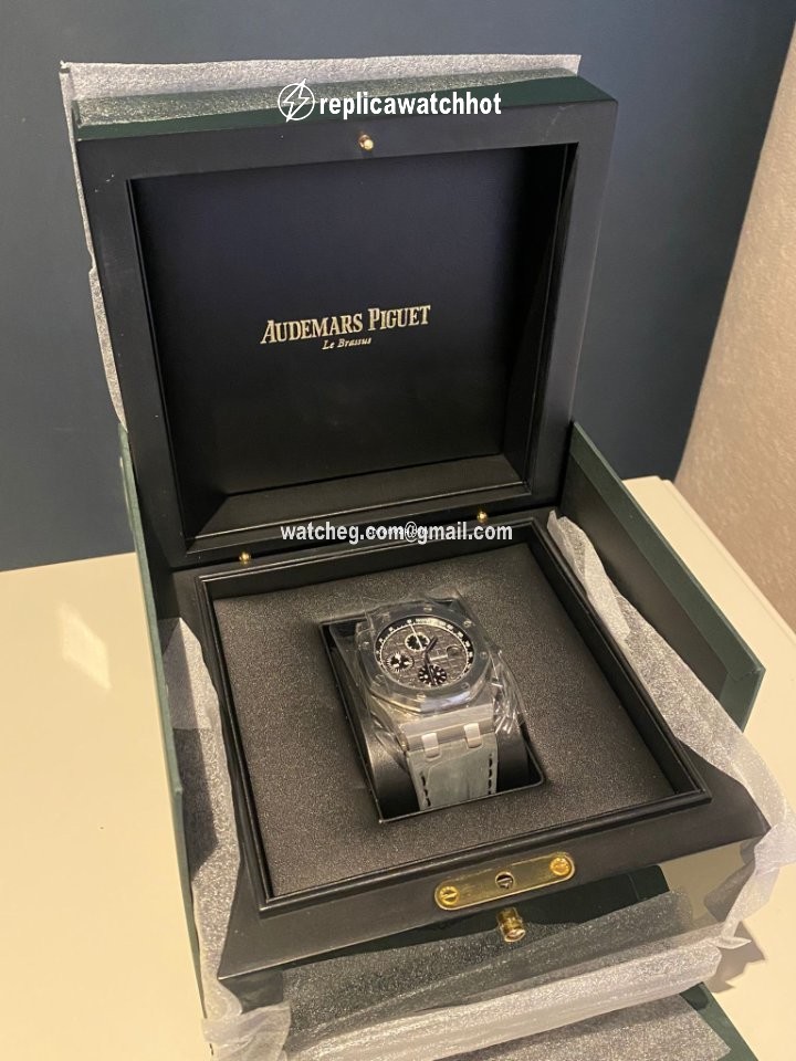 Audemars Piguet Royal Oak Offshore Chronograph Mens watch Unisex Automatic Steel 26470ST.OO.A104CR.01 2