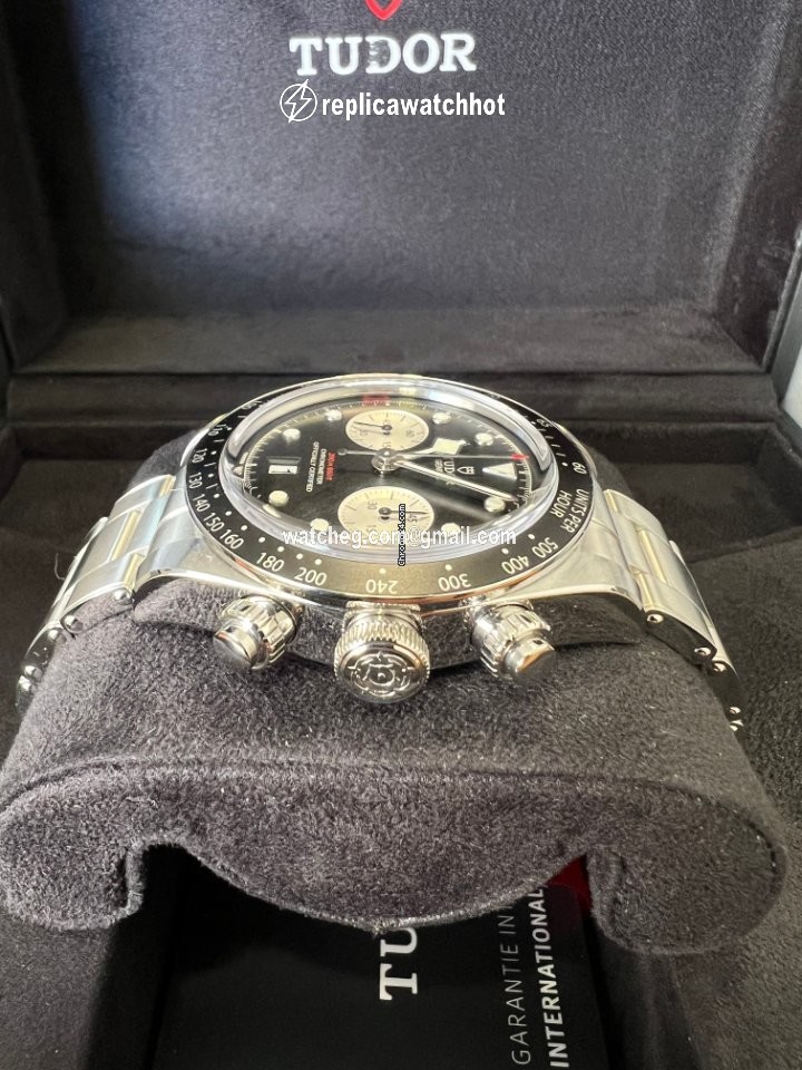 Tudor Black Bay Chrono Mens watch Unisex Automatic Steel 79360N 2
