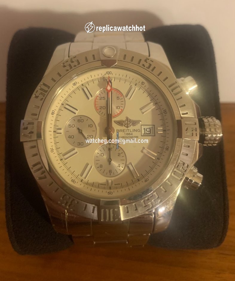 Breitling Super Avenger II Mens watch Unisex Automatic Steel A1337111 2