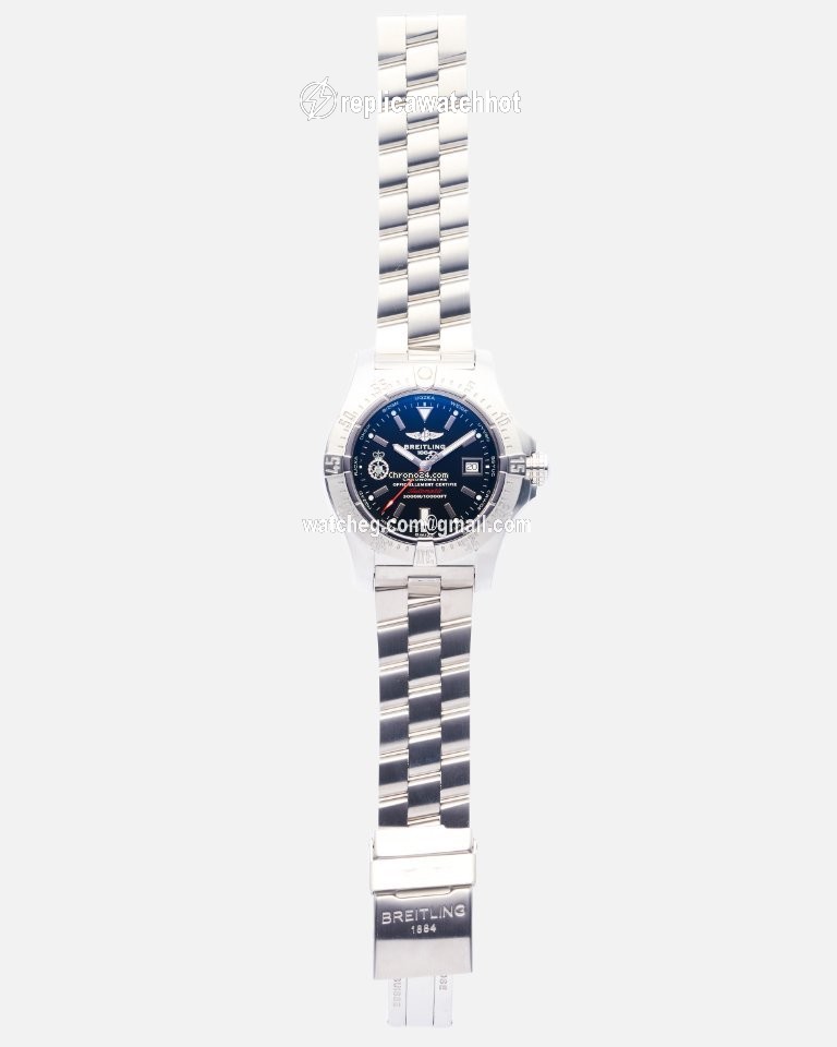 Breitling Avenger Seawolf Mens watch Unisex Automatic A17330 2
