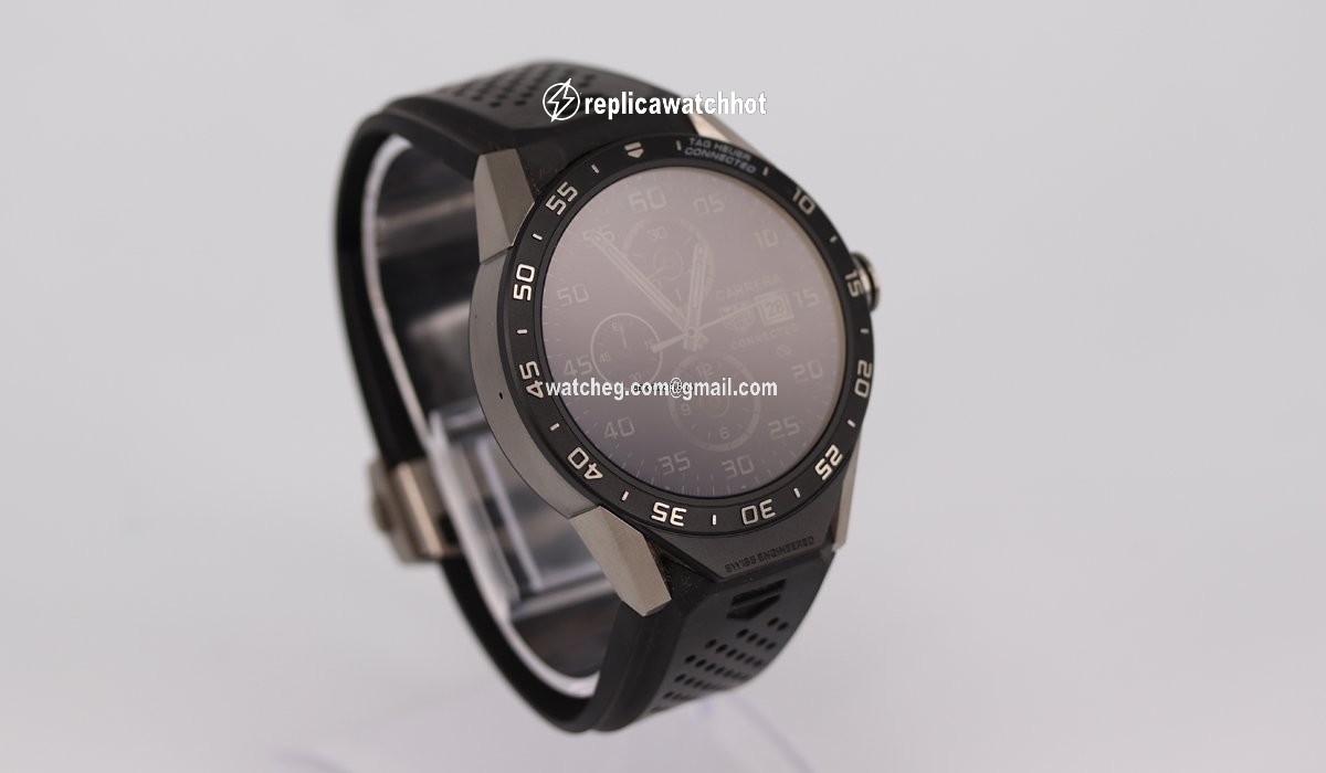TAG Heuer Connected Quartz Titanium SAR8A80 2
