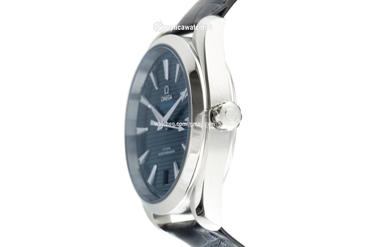 Omega Seamaster Aqua Terra Mens watch Unisex Automatic Steel 220.13.41.21.03.001 2