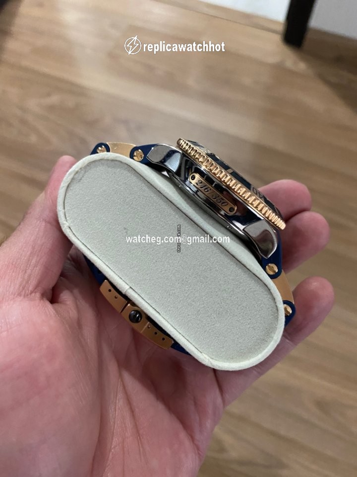 Ulysse Nardin Hammerhead Shark Mens watch Unisex Automatic Titanium 265-91 2