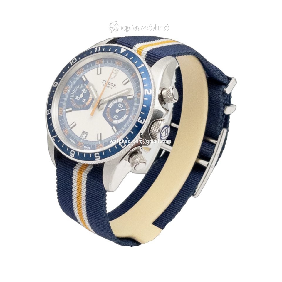 Tudor Heritage Chrono Blue Steel 70330B-004 2