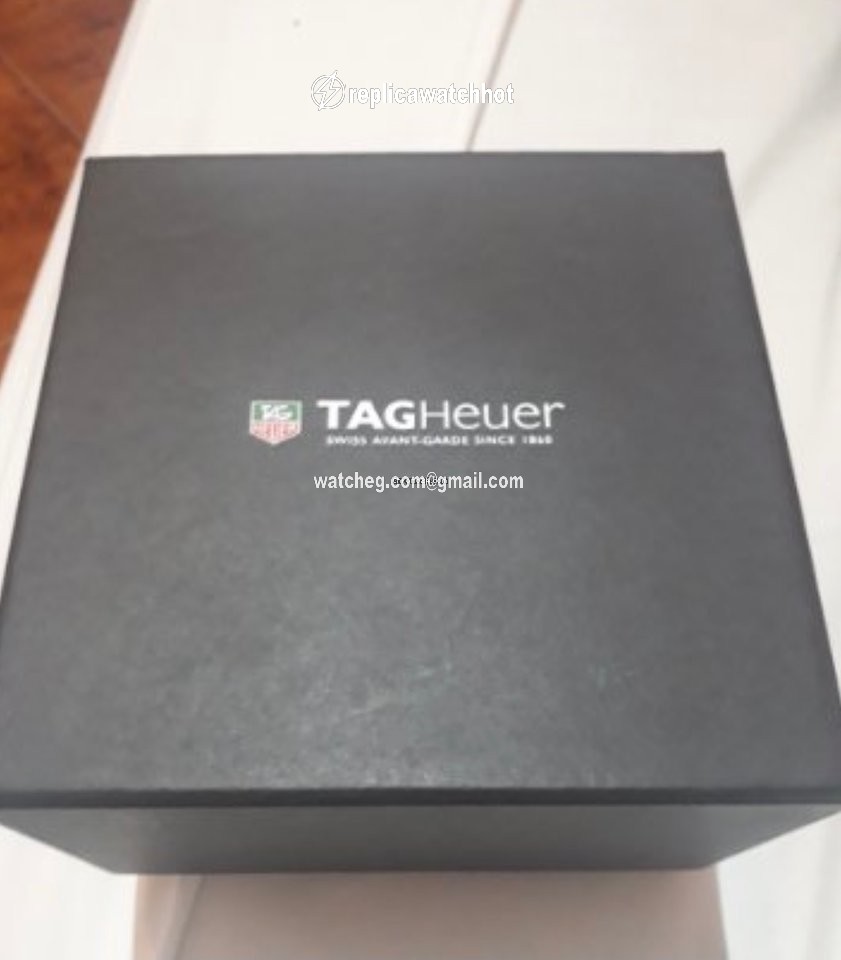 TAG Heuer Formula 1 Mens watch Unisex Automatic Rae6775 2