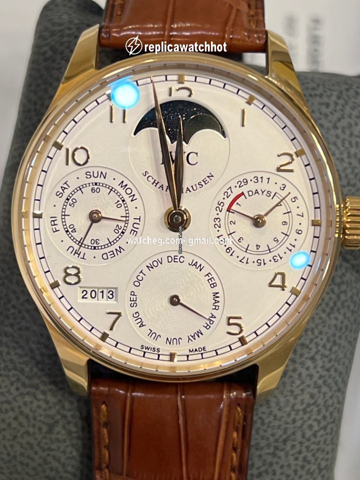 IWC Portuguese Perpetual Calendar Mens watch Unisex Automatic Rose gold IW502213 2