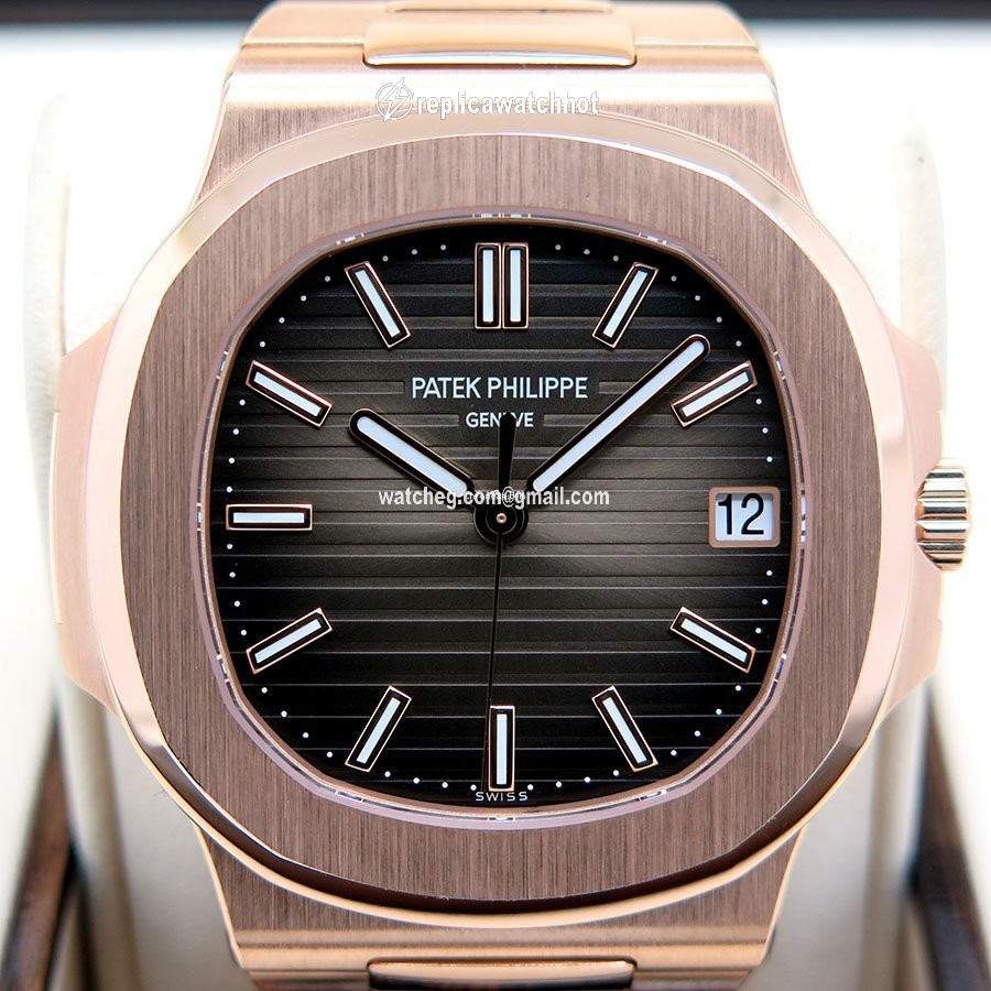 Patek Philippe Nautilus Mens watch Unisex Automatic Rose gold 5711 1R 2