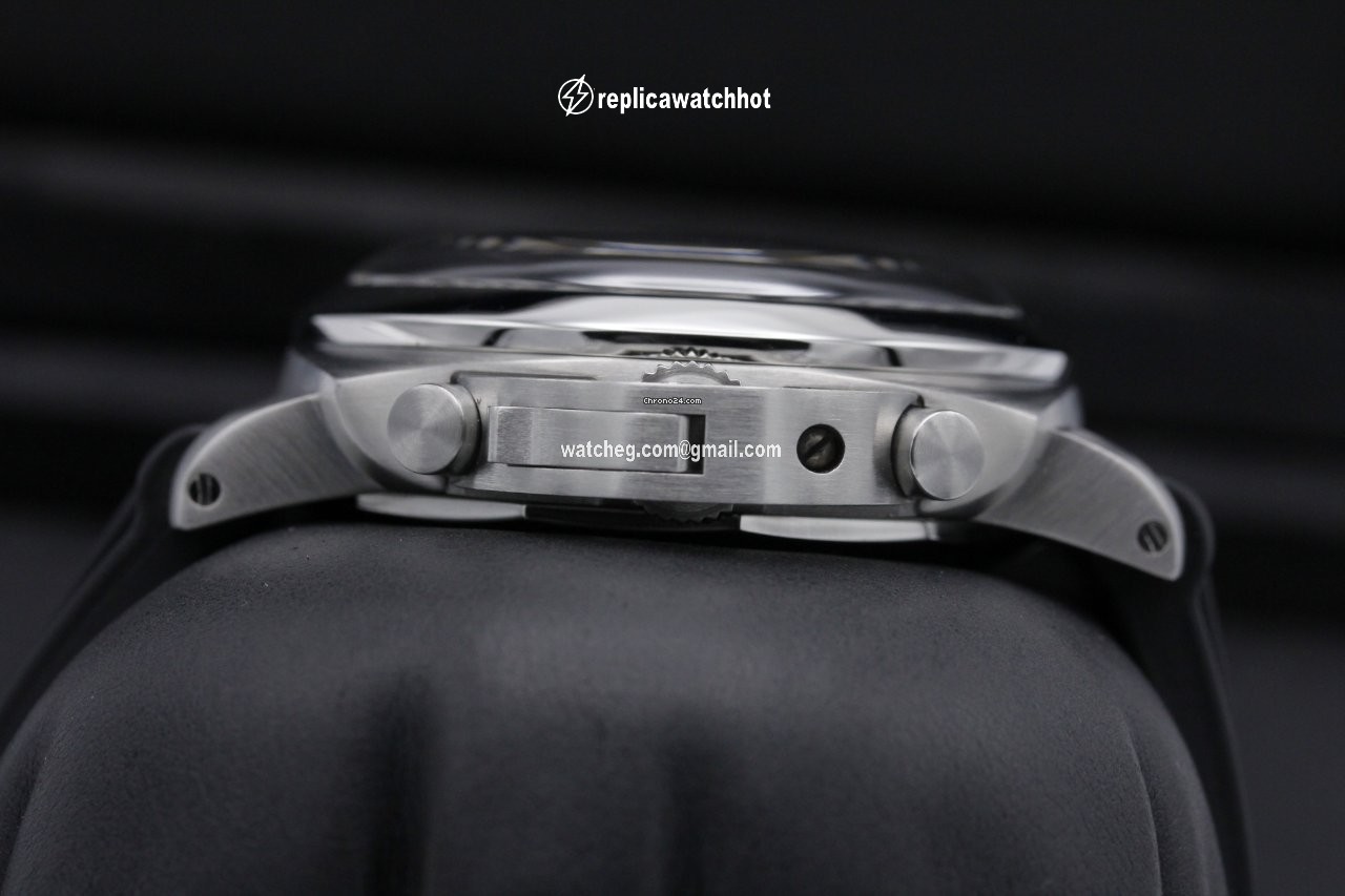 Panerai Luminor 1950 3 Days Chrono Flyback Steel PAM 213 2